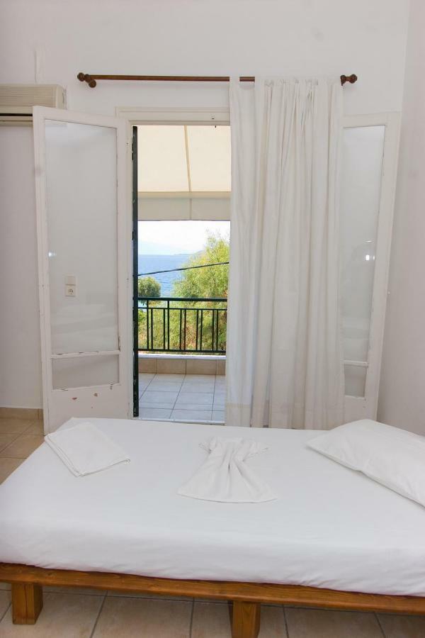 Soile Georgia Apartment Loutra Edipsou  Exterior photo